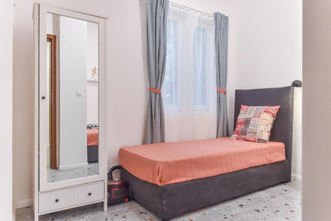 Cosy & Renovated 2Bd Flat Near Vitoshka By Flat Mаnager Apartman Szófia Kültér fotó